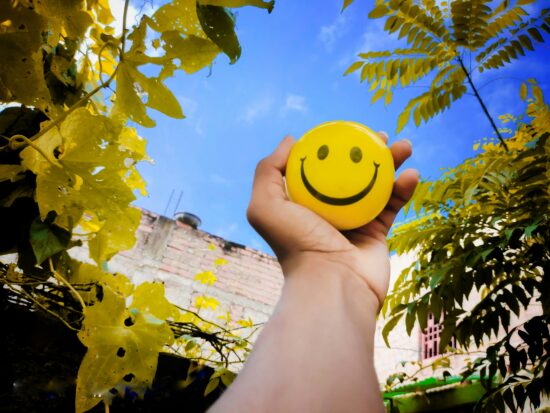 Beginners guide to being happy alone – Finding your true happiness