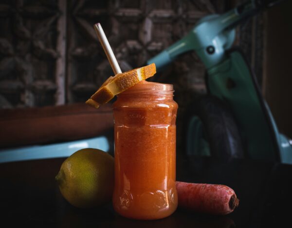 Discover the Secret to Enjoying Drinks and Shedding Weight at the Same Time!